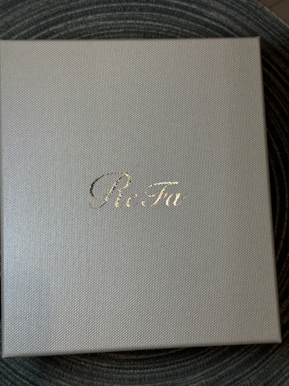 ReFa CARAT - Picture 2 of 3